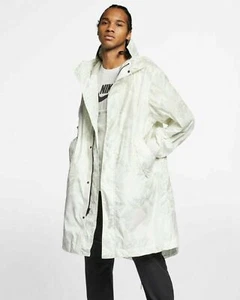 NIKE SPORTSWEAR PRINTED HOODED PARKA COAT JACKET SIZE M (AR1598 100) - Picture 1 of 8