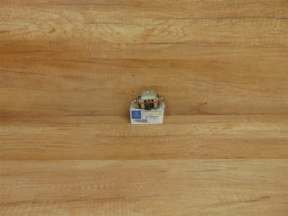 Ajustador de freio a tambor automático genuíno Mercedes 741 - A0004203138 - Imagem 1 de 1