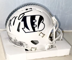 A. J. Green signed Cincinnati Bengals Salute To Service mini helmet Beckett Witn - Picture 1 of 2