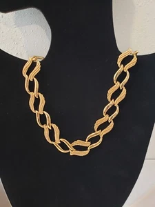 Vintage Napier,Large Link Gold Tone Necklace Textured And Smooth 19" - Picture 1 of 10