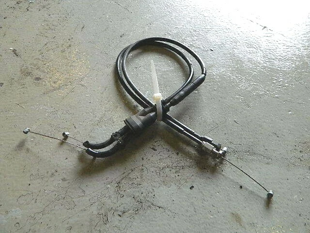 #* 08 12 16 Yamaha YZFR6 YZF R6 cables de acelerador líneas cables ** 2012 Foto 1 de 1