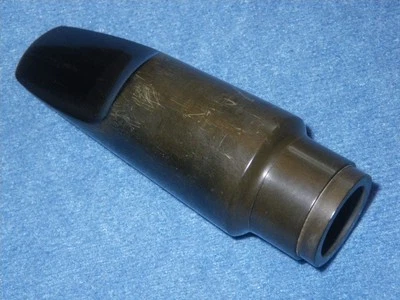 VINTAGE BILGER ALTO SAXOPHONE MOUTHPIECE - HAND FACED, HARD RUBBER, .081" TIP - Image 1 of 4