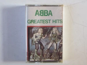 ABBA - RARE TAPE CASSETTE - WHITE PAPER LABEL PERU "GREATEST HITS" - Picture 1 of 4