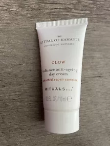 The Rituals of Namaste Glow Radiance Anti-Aging Day Cream Travel 10ml - Picture 1 of 2