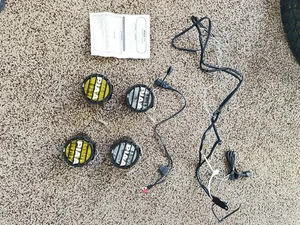 PIAA Yellow 3.5in Fog Light Kit with Harness and 3.5in driving lights kit - Picture 1 of 2