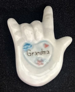 GRANDMA Ceramics White Hand PIN Cute pre-owned 2” Tall - Picture 1 of 6