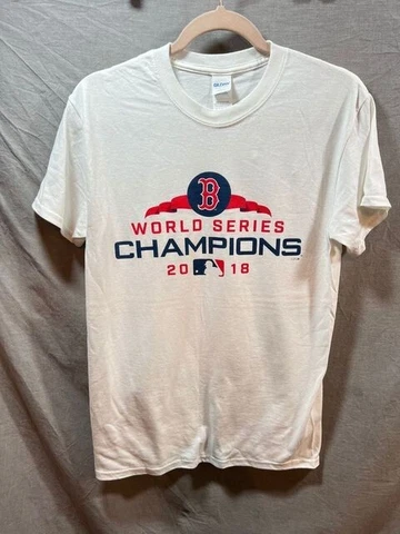 Boston Red Socks 2018 Champions Shirt Adult Small White Short Sleeve Mens Cover
