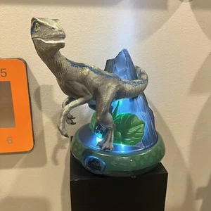 Jurassic Park World Dominion Raptor Velociraptor blau - Nachtlicht - Bild 1 von 6