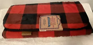 Dearfoams Faux Fur Memory Foam Bath Rug 18X27 Inches Red & Black Checkered - Picture 1 of 4
