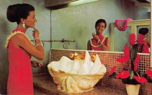 Postal HI: Pretty Lady, Conch Shell Basin, Coco Palms Hotel, Kauai, Hawai - Imagen 1 de 2