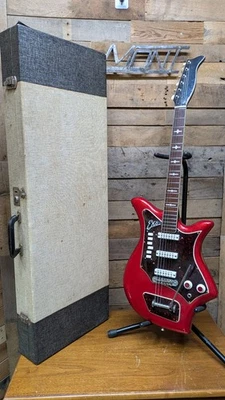 EKO 700/V3 Vintage 1960's Italian Red Sparkle Electric Guitar w/ OHSC - Image 1 of 4