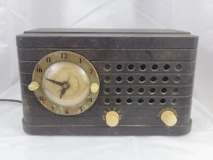 OROLOGIO TELECHRON MUSALARM AM RADIO MODELLO BAKELITE TUBO 8H59 - Testato!!!! - Foto 1 di 9