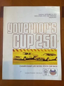 1974 USAC Stock Car Rennprogramm, Milwaukee, Butch Hartman gewinnt - Bild 1 von 15