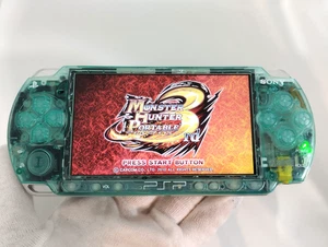 Sistema Sony PSP 2000 con caricatore colore verde chiaro regione importazione gratuita personalizzato - Foto 1 di 11