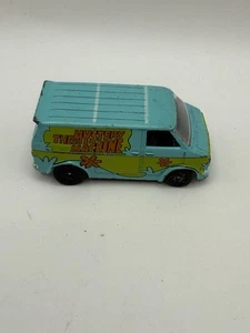 Racing Champions Scooby-Doo Mystery Machine Custom '75 Chevy Van Street Wheels - Picture 1 of 5
