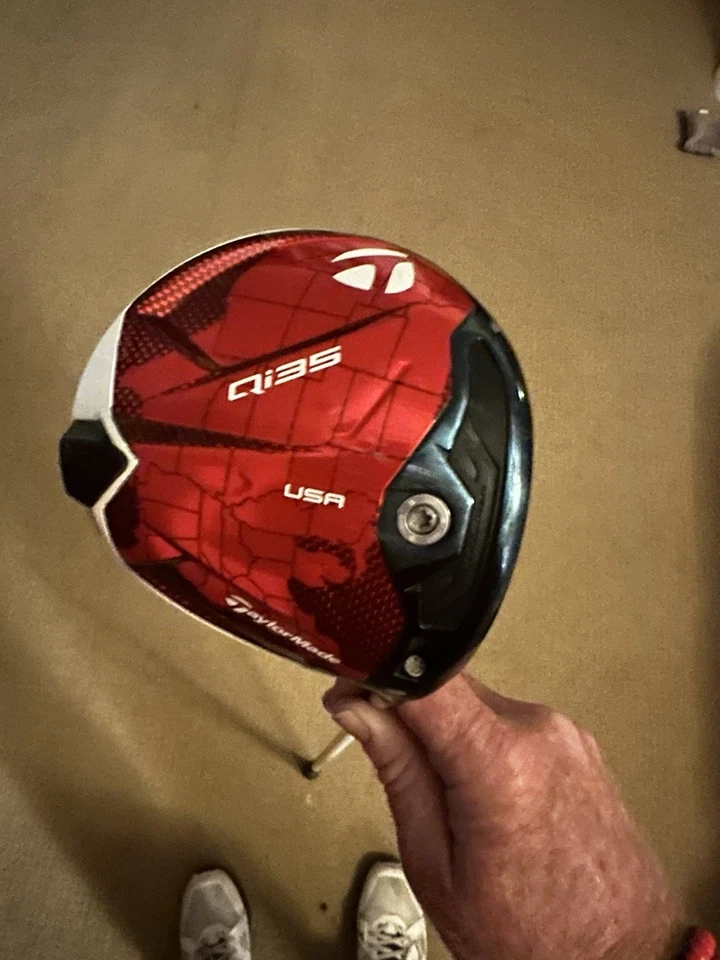 TaylorMade Qi35 Team USA Ryder Cup 9* Driver 2025 Foto 1 de 4
