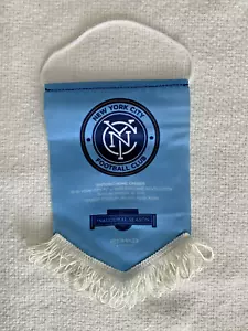 NYCFC FOOTBALL CLUB BANNER HEIMAUFTAKT ERÖFFNUNGSSAISON 2015 MLS SOCCER YANKEES - Bild 1 von 2