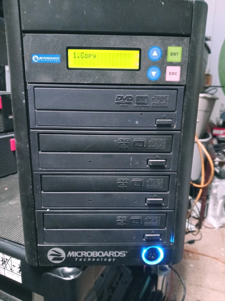 Microboards Technology CD - DVD Duplicator Quic Disc QD123 1:3 Disc Copier - Image 1 of 4
