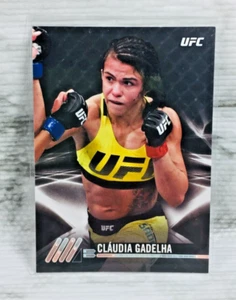 2017 TOPPS UFC KNOCKOUT #28 CLAUDIA GADELHA (BASE SET) - Picture 1 of 2