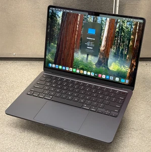 Apple MacBook Air 13" M2 16GB 256GB | Midnight | AppleCare+ | 17 cykli - Zdjęcie 1 z 19