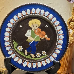 Piatto ceramica vintage Kohler Biel dipinto a mano ragazza e violino 8" - Foto 1 di 10