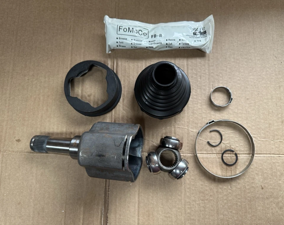 Ford Transit MK7 06-14 Left Hand Inner CV Joint Kit 1522574 2.2TDCI - Image 1 of 4