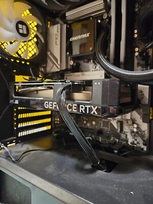 Scheda Video NVIDIA 4060 8gb OC- ASUS EDITION - Immagine 1 di 4