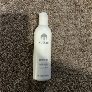 Nu Skin Perennial Intense Body Moisturizer.m 8.4 Oz - Picture 1 of 3