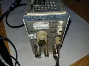 Tektronix SG504 Leveled Sine Wave Generator Calibrated w Output Head 015-0282-00 - Picture 1 of 6