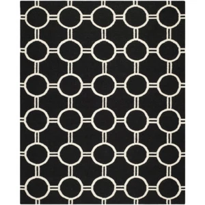 SAFAVIEH Dhurries DHU636A Handwoven Black / Ivory Rug - Picture 1 of 19