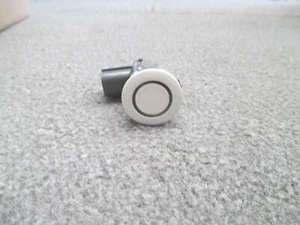 2013 INFINITI FX37 FRONT  PDC  BUMPER PARKING  SENSOR OEM (1)  12 13 - Bild 1 von 6