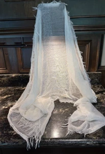Scarf White w/Silver Metallic Threading and Fringed Ends 78" x 28" - Picture 1 of 1