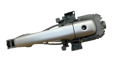 04 05 06 07 08 09 10 11 VOLVO SERIE 40 Manija de puerta exterior izquierda OEM: 39879658 Foto 1 de 4