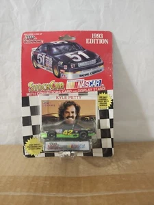 1993 NASCAR RACING CHAMPIONS #42 KYLE PETTY Stock Car - Picture 1 of 2