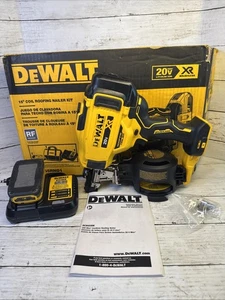 Clavadora de techo bobina inalámbrica calibre 15 Dewalt DCN45RND1 20 voltios MAX - Imagen 1 de 22