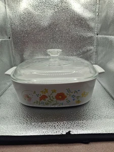 Vintage Corning Ware Wildflower (A-2-B) 2 Quart Casserole Dish with Pyrex Lid - Picture 1 of 3