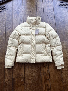 Patagonia Damen Silent Daunenjacke Bienenwachs hellbraun (hellgelb) Neu mit Etikett Größe L - Bild 1 von 10