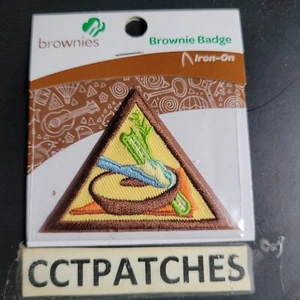 BROWNIES GIRL SCOUT SNACKS PATCH - Picture 1 of 1