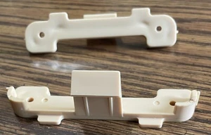 2 clips frontales falsos para marcos faciales de 3/4"" de espesor funcionan con aberturas de 4-1/8"" H-1083 - Imagen 1 de 2