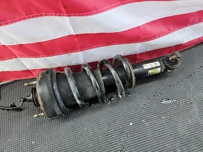 2015 - 2020 CADILLAC ESCALADE OEM 6.2L 4X4 FRONT RIGHT STRUT SHOCK 33k Miles  - Image 1 of 4