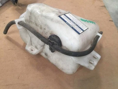 Depósito de refrigerante de desbordamiento del motor 08 Hino 268 7,7 L 10 k PBV de 133 k Foto 1 de 4