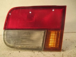 Luz trasera montada en la tapa derecha del pasajero para Honda Civic Coupé 96-98 - Imagen 1 de 5