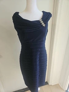 Scarlett Women's Navy Blue Dress Size 10 Shutter Tiers Brooch Gorgeous Wedding - Picture 1 of 10