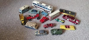 DINKY TOYS RESTPOSTEN KONVOLUT FÜR ERSATZTEILE ODER RESTAURATION - Bild 1 von 18