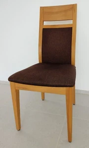 Esstischstühle VENJAKOB Kernbuche brauner Stoffbezug 2 Stück gebraucht - Bild 1 von 1