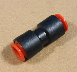 3/8" Tube Straight Union, Push to Connect Fitting, SMC KQH11-00 - Lot of 10, New - Picture 1 of 4