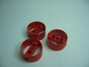 3 x LEGO 41531: Technic Cylinder 4 x 4 Pin Holes and Centre Bar - Red ~ BN09 - Picture 1 of 3