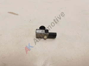 Mercedes E Class W213 16-23 Brake Servo Pressure Sensor A0009051001 - Picture 1 of 7