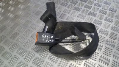 Soporte cinturón seguridad Volkswagen Golf 1992 (hebilla cinturón seguridad) trasero derecho #373986-00 Foto 1 de 4