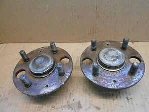 Par de bujes y cojinetes traseros Rover 400 45 mg ZS 95-05 ¿remolque tipo tambor sin ABS? - Imagen 1 de 3